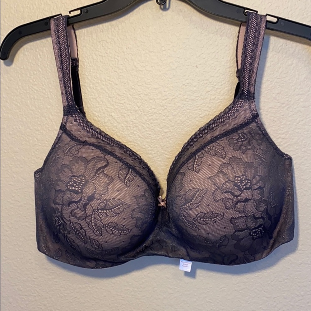 Cacique molded cup lace bra size 36DDD